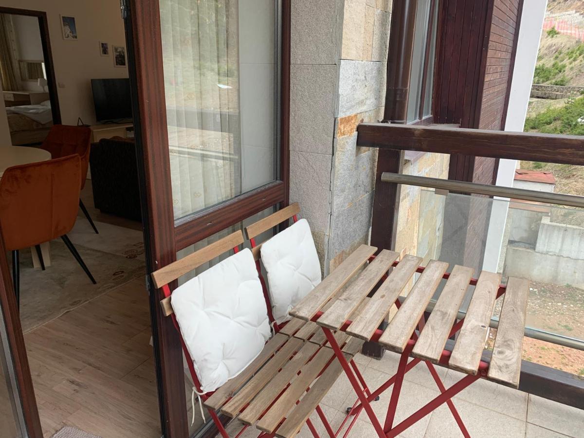 Stenata Huge Ski To Door Apartment Pamporovo Exterior foto