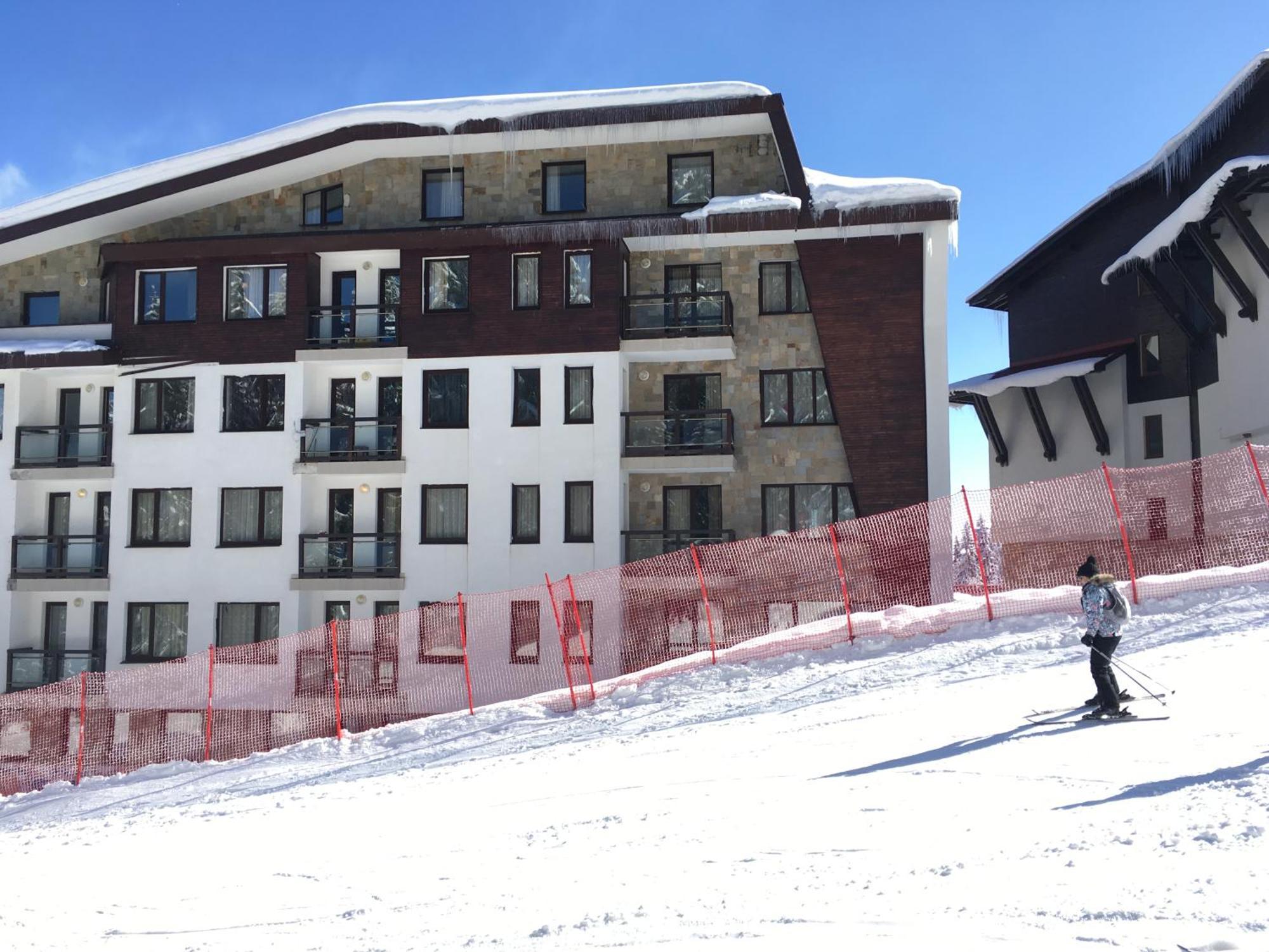 Stenata Huge Ski To Door Apartment Pamporovo Exterior foto